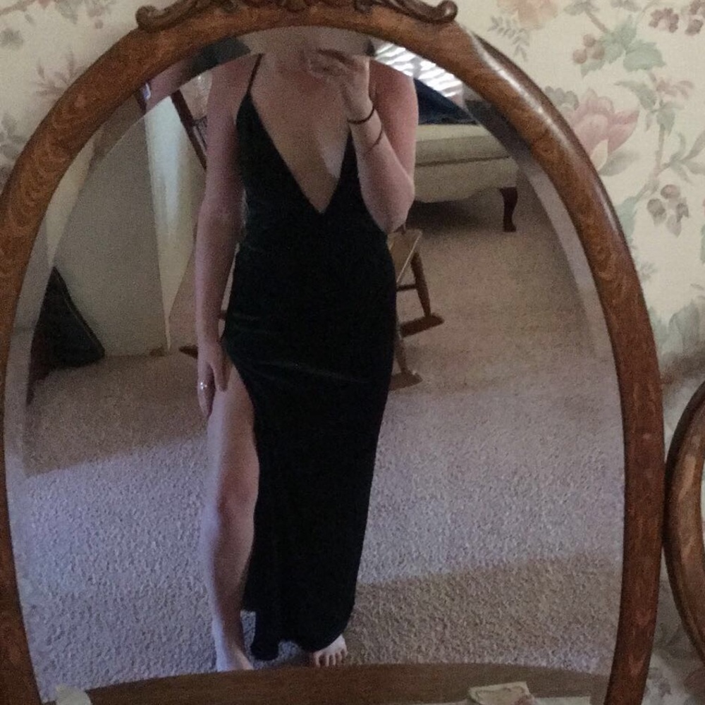 Dress - Picture 2 of 3